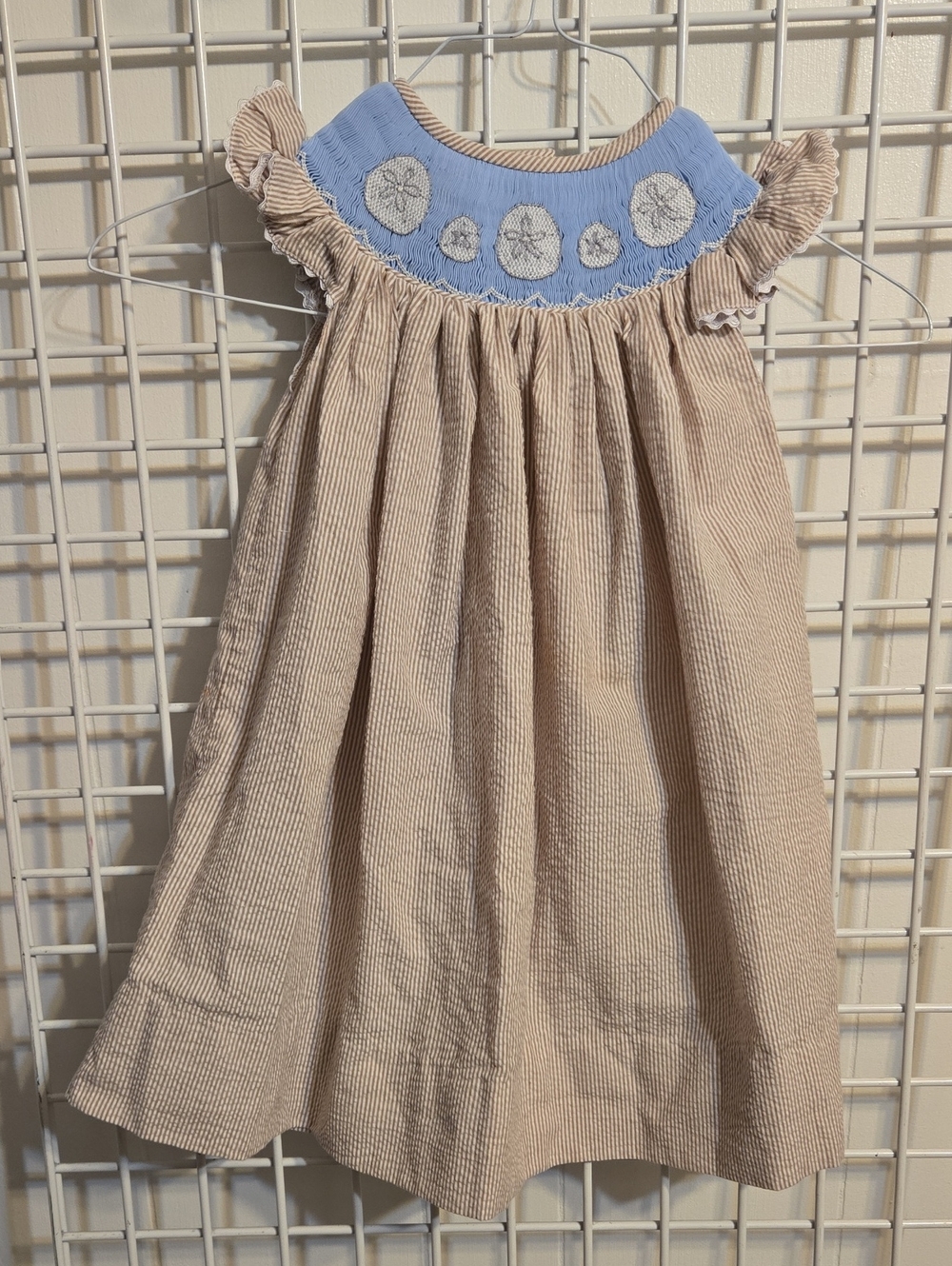 Molly POP 100% Cotton Smocked Sand Dollar Dress with Blue Smocked Yoke SIZE 2T,